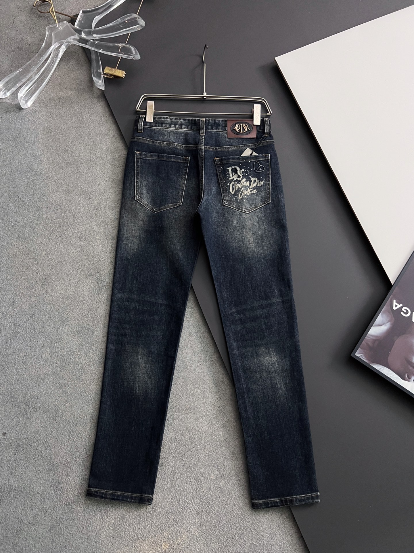 디올 헤비워시드 캐주얼 청바지