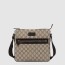 구찌 GG 엠보스 스몰 메신저백 406410