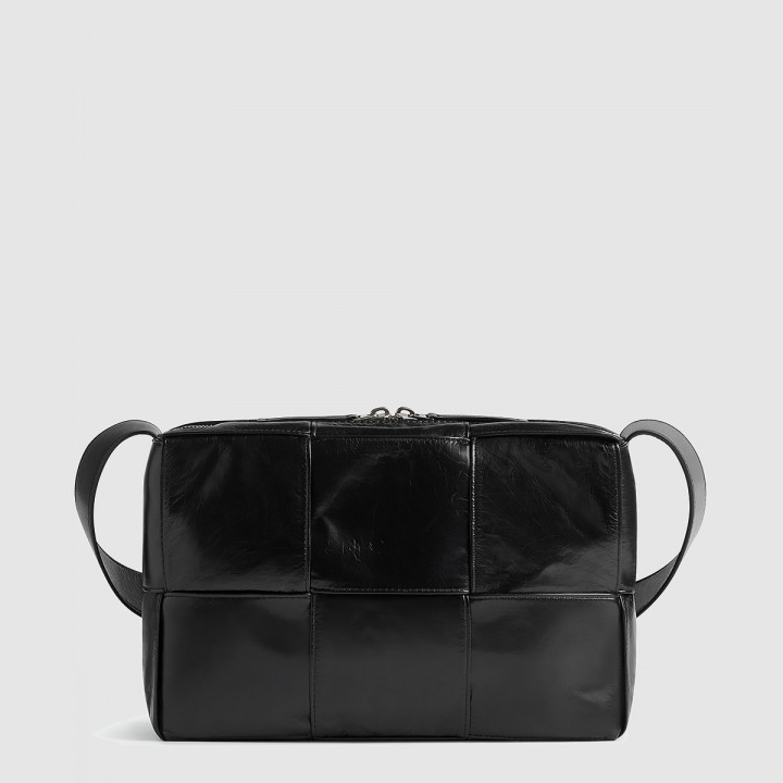 보테가베네타 미디엄 아르코 카메라 백  731165