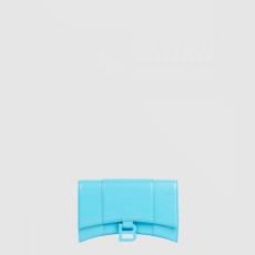 아워글래스 크로커다일 엠보싱 월렛 온 체인 656050