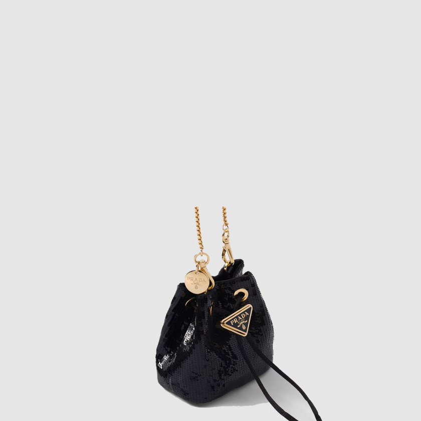 프라다 시퀸 새틴 미니 파우치 1NR016