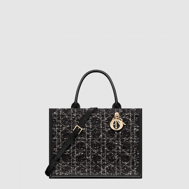 디올 북 토트백 미듐 M1296