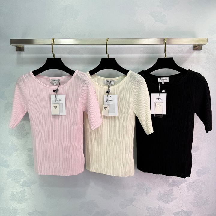 샤넬 니트 라운드넥 풀오버