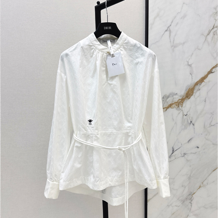 디올 커스텀 자카드 다이아몬드 패턴 블라우스