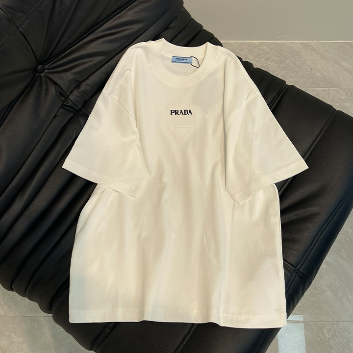 프라다 삼각형 로고 자수 문자 반팔 티셔츠