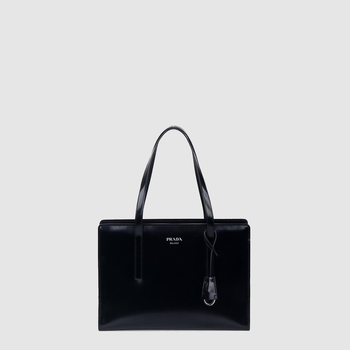 프라다 리에디션 1995 브러시드 레더 미디엄 핸드백 1BA350