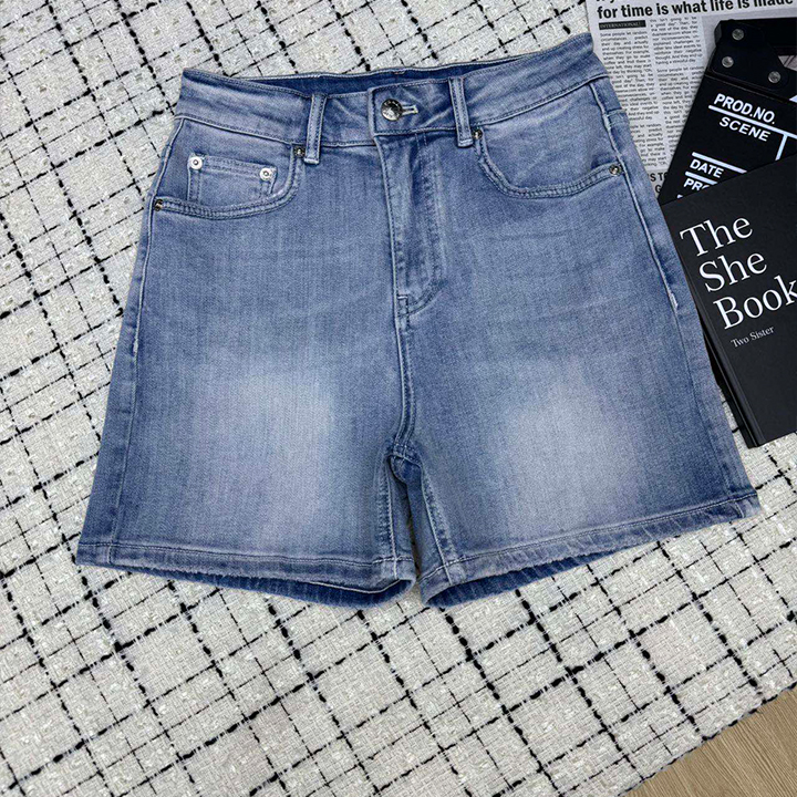 프라다 데님 반바지