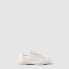 프라다 가죽 스니커즈 1E942N