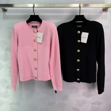 버버리 메탈 버튼 니트 가디건
