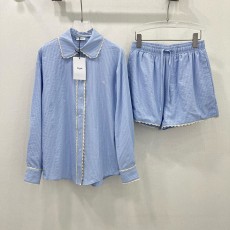 셀린* 긴팔 셔츠 + 하이웨이스트 A라인 반바지