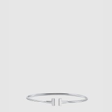 티파니 네로우 와이어 브레이슬릿