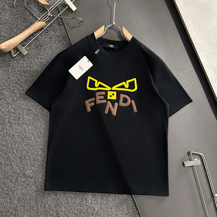 펜디 라운드넥 반팔 티셔츠