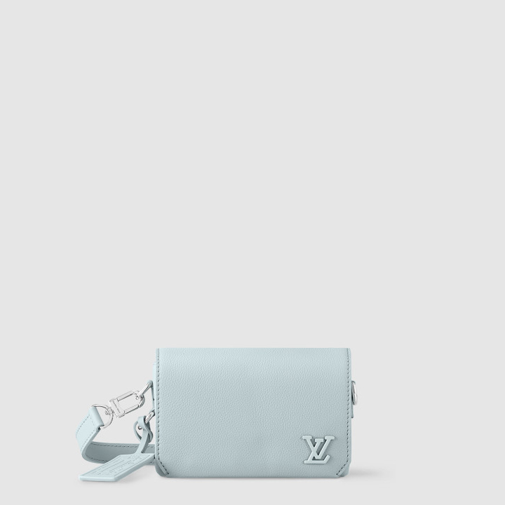 루이비통 패스트라인 웨어러블 월릿 M82804