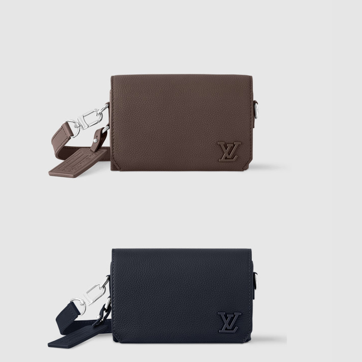 루이비통 패스트라인 웨어러블 월릿 M11483