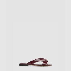 보테가베네타 리바 플랫 뮬 827569