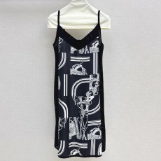 에르메스 새들 프린트 패턴 스티칭 니트 서스펜더 원피스
