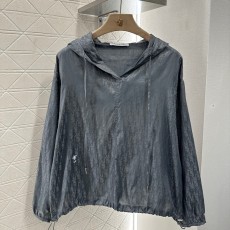 디올 후드가 달린 자외선 차단 상의와 반바지 세트