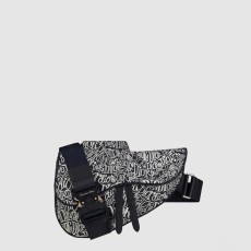 디올 새들백 1ADPO