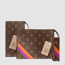 루이비통 트리오 토일렛 파우치 P01952