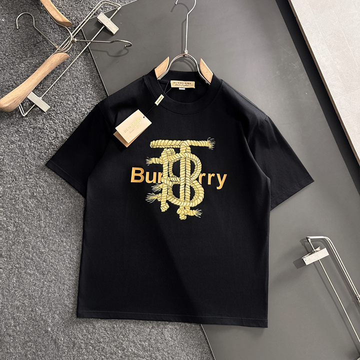 버버리 라운드넥 반팔 티셔츠