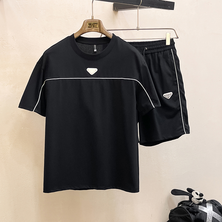 프라다 클래식 반팔 슈트 세트