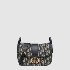 디올 30 Montaigne 미디엄 메신저백 M9363UTZQ