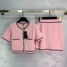 펜디 2025 새로운 여름 정장 짧은 재킷과 짧은 치마