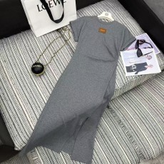 로에베 신상 반팔 라운드넥 원피스