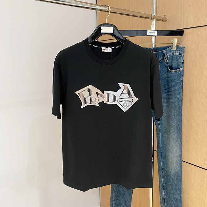 프라다 2025년 신상 여름 반팔 티셔츠