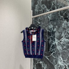 발렌티노 레이스 니트 베스트