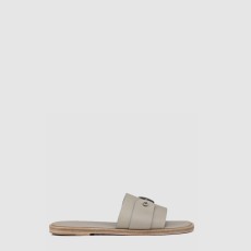 크리스찬 루부탱 챔벨리물레 1240608I569