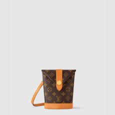 루이비통 엔벨로프 파우치 M14056