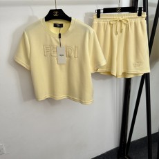 펜디 로고 자수 레터 반팔 티셔츠 + 캐주얼 반바지