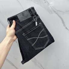 브루넬로쿠치넬리 2025년 초봄 최신 청바지