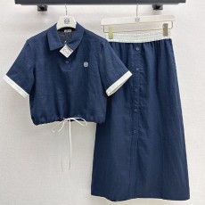 로에베 배색 라펠 탑 + 스커트