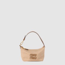 미우미우 위빙 클러치 5NE841