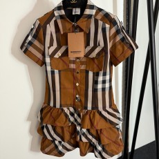 버버리 신상 불규칙한 체크무늬 연꽃잎 밑단 셔츠 칼라 반팔 코튼 원피스