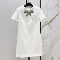 발렌티노 리본 장식 라인스톤 장인정신 장식 드레스