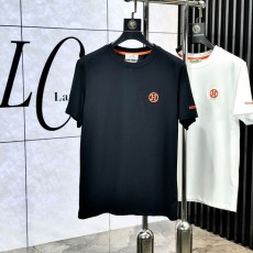 에르메스 최신 반팔 라운드넥 티셔츠, 고급 맞춤 디자인, 아방가르드 패션