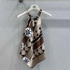 로에베 2025 봄/여름 신상품 기하학적 대비 홀터 탑