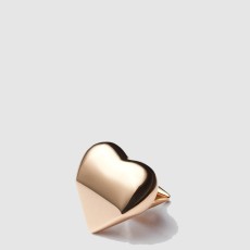 프라다 핑크 골드로 제작된 이터널 골드 나노 하트 싱글 이어링 1JOA73