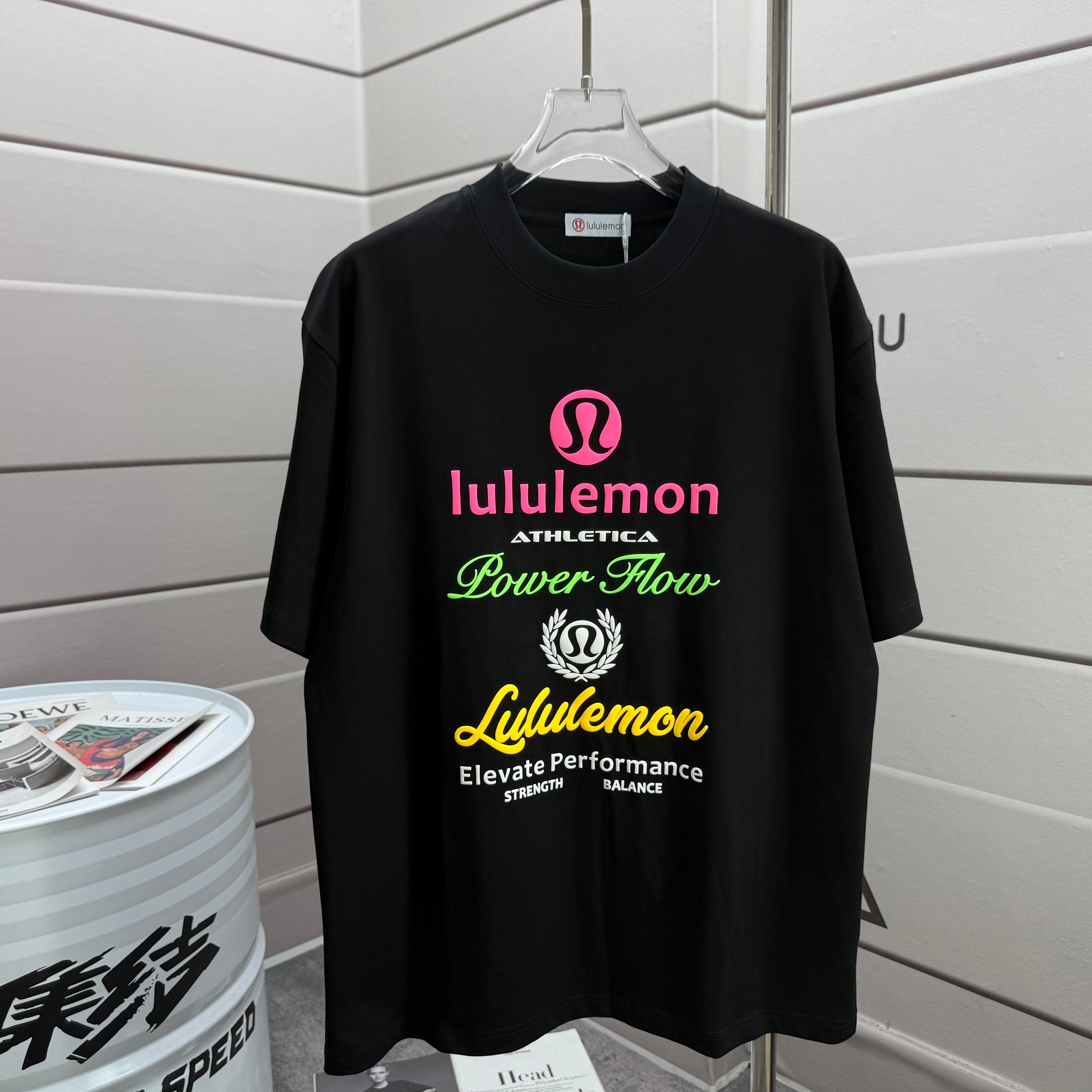 루이비통 2025 봄 여름 신상품 반팔 티셔츠