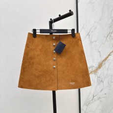 프라다 스웨이드 안감 양가죽 스커트