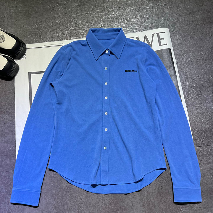 미우미우 마이크로 로고 자수 피케 코튼 긴팔 셔츠