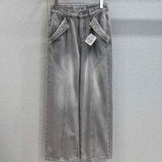 로에베 플랩 백포켓 자수 레터링 데님 팬츠