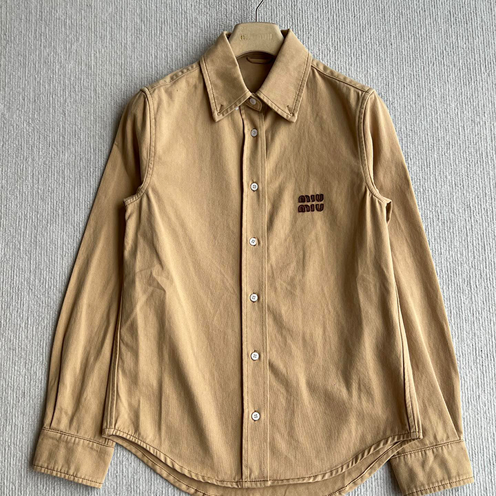 미우미우 인텔리전트 로고 셔츠