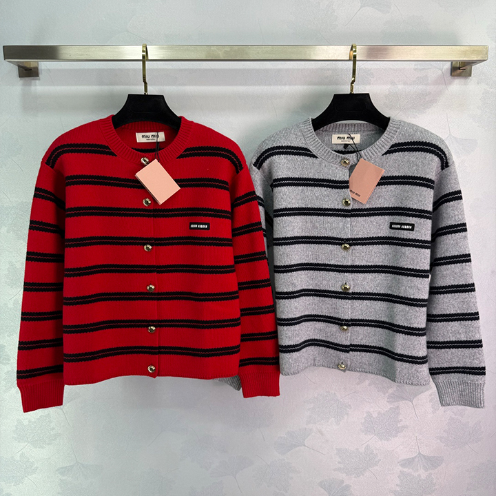미우미우 라운드넥 스트라이프 니트 가디건