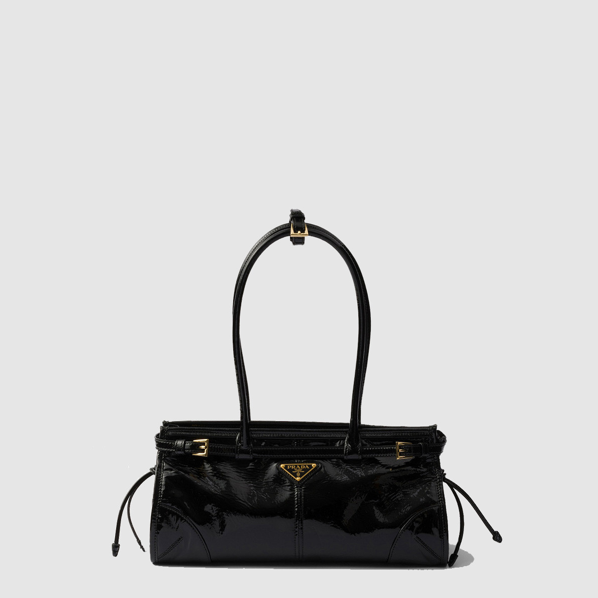 프라다 미디엄 나플락 페이턴트 가죽 핸드백 1BA426