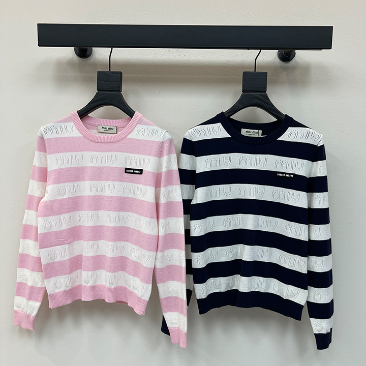 미우미우 라운드넥 스트라이프 니트 긴팔 탑