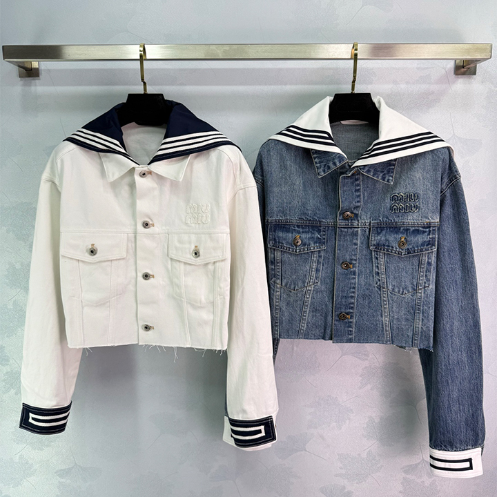 미우미우 하이에디션 ~ 개성 넘치는 색상 천연 코튼 소재의 촉감초패셔너블 데님 자켓